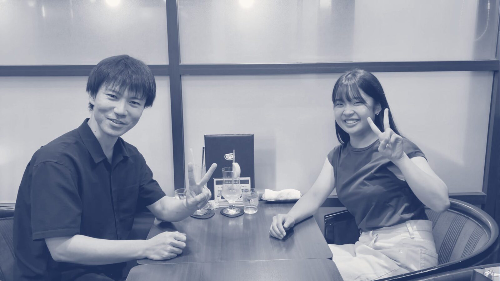 笑顔の紗貴子さんと大槻先生
